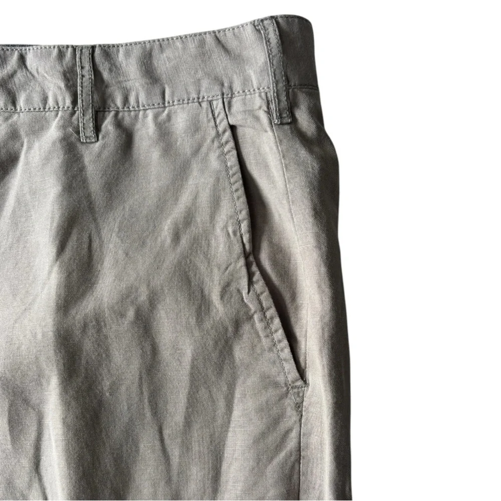 Faherty Tradewinds 9” inseam linen blend men’s shorts in Steel Dust | 38